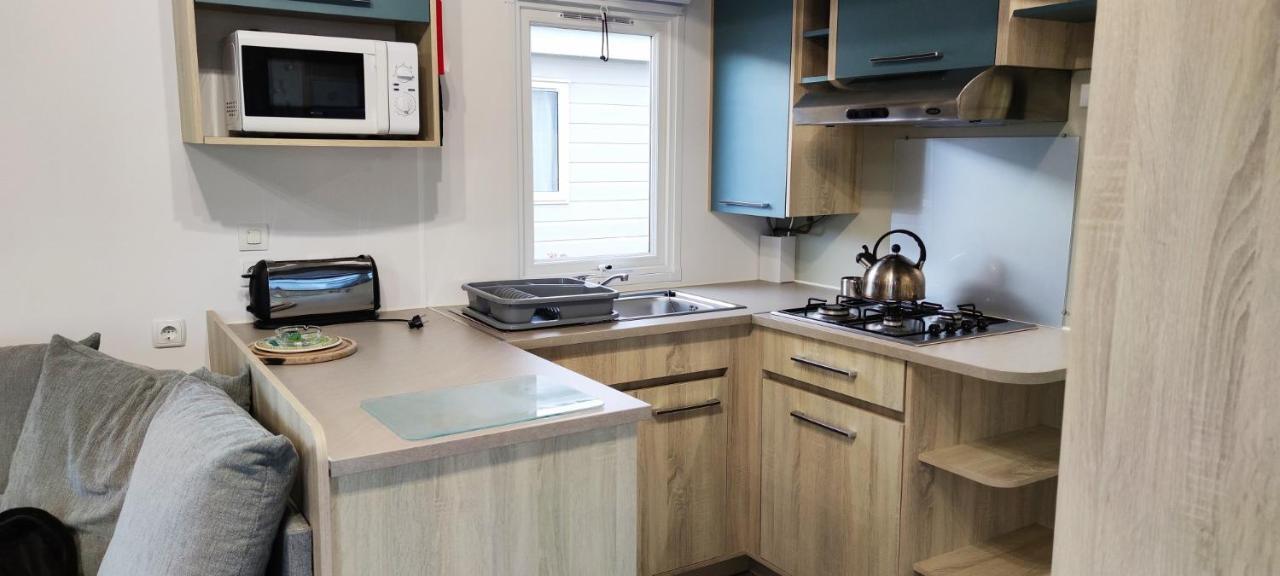 Assist' Mobil Home 397 - Mobil Home 3 Chambres 2 Salles De Bain , Au Calme Onzain Exterior photo